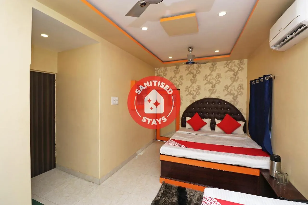 Oyo 36914 Hotel Aditya Varanasi