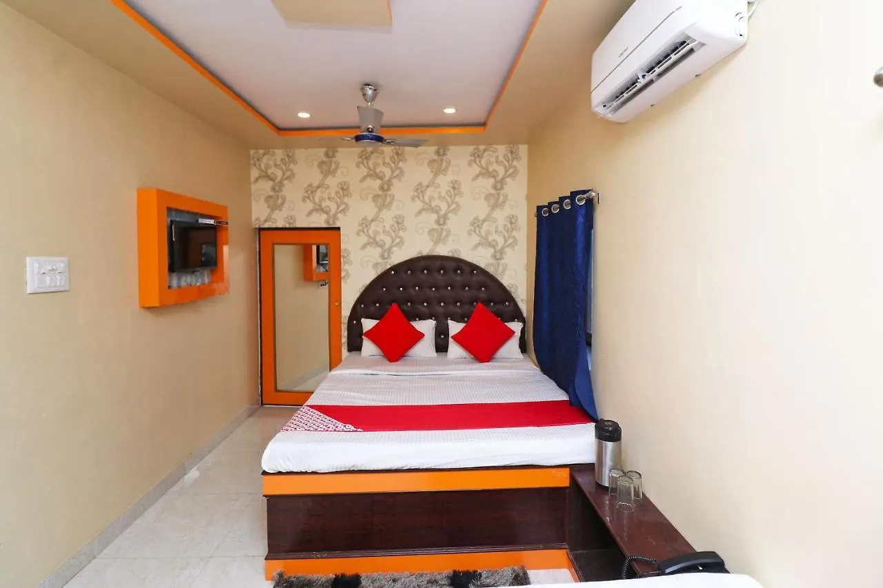 ***  Oyo 36914 Hotel Aditya Varanasi India
