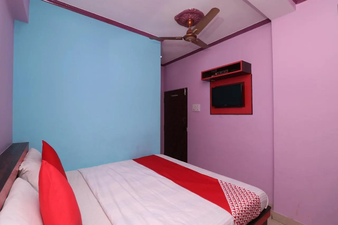 Oyo 36914 Hotel Aditya Varanasi